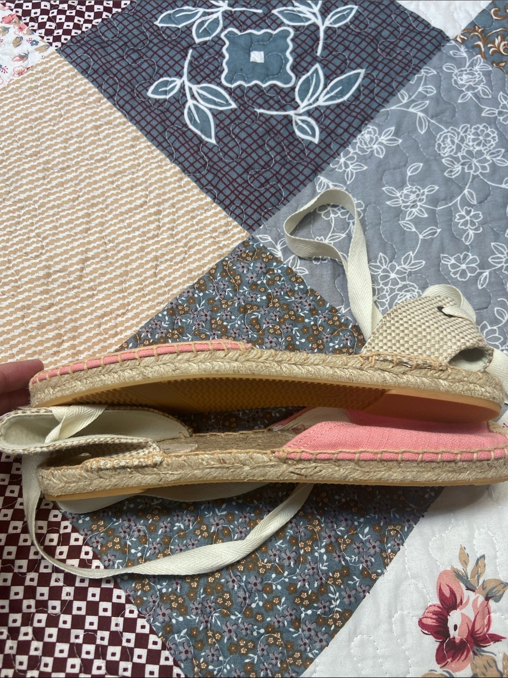 Pink espadrilles - Picture 4 of 4